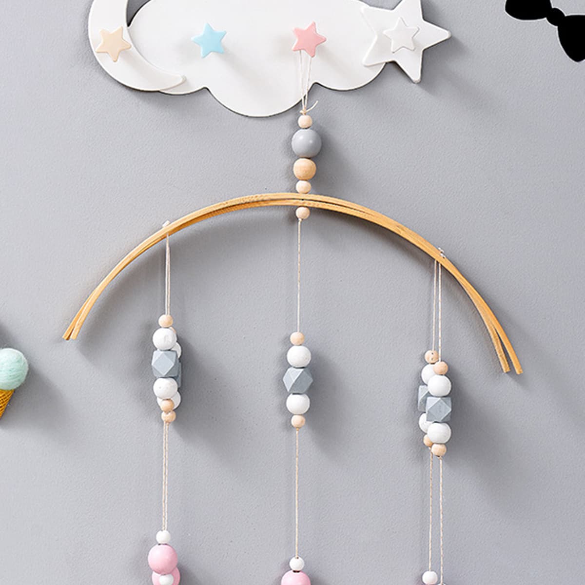 

Creative Cloud Shape Nail-free Wall Hook