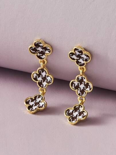 1pair Houndstooth Pattern Clover Drop Earrings