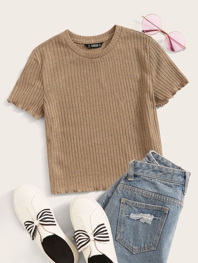 Geripptes Crop T-Shirt mit gekräuseltem Saum