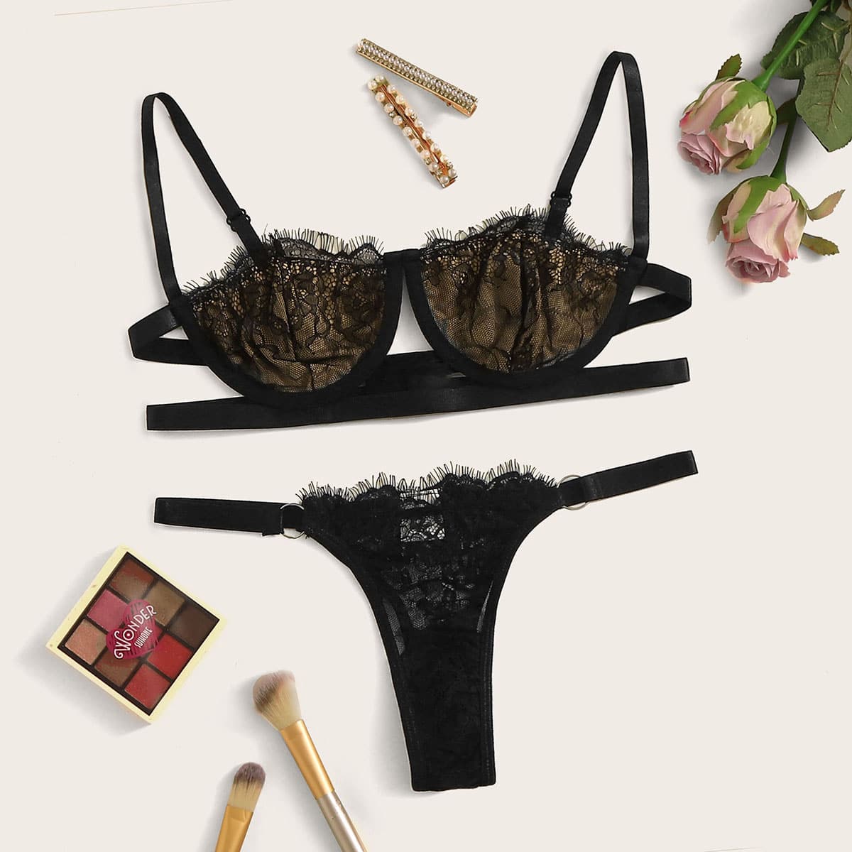 

Floral Lace Underwire Lingerie Set, Black