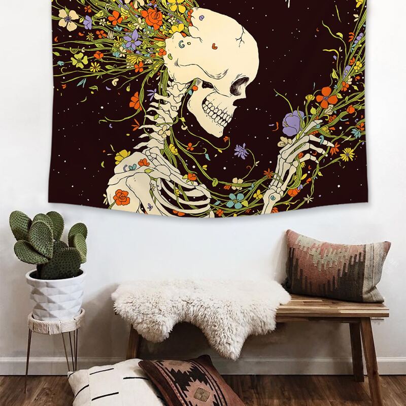 

Skull & Flower Print Tapestry, Multicolor