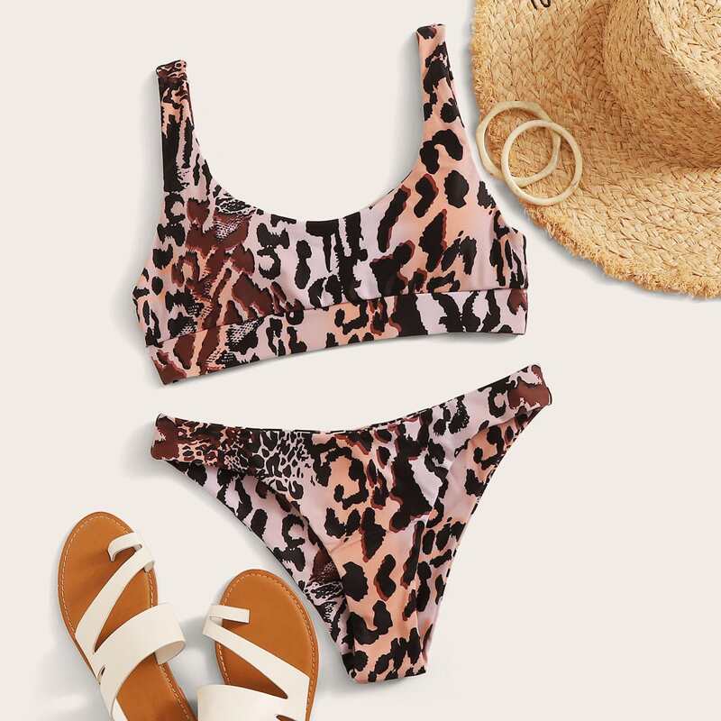 

Leopard Pattern Top With High Cut Bikini Set, Multicolor