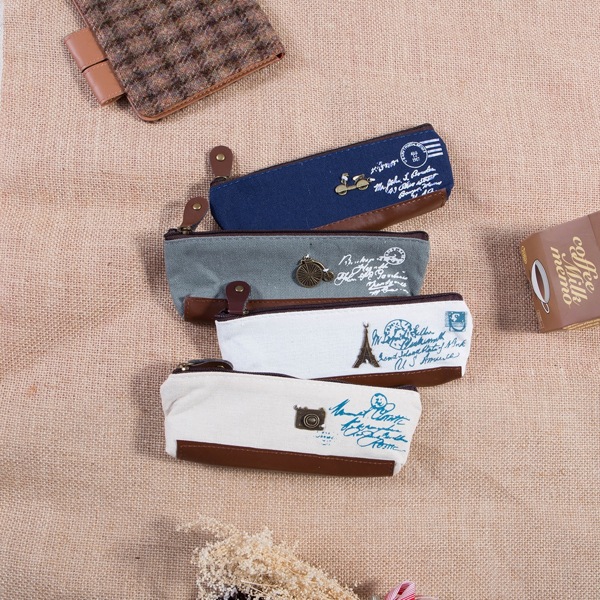 

1pc Letter Graphic Canvas Pencil Case