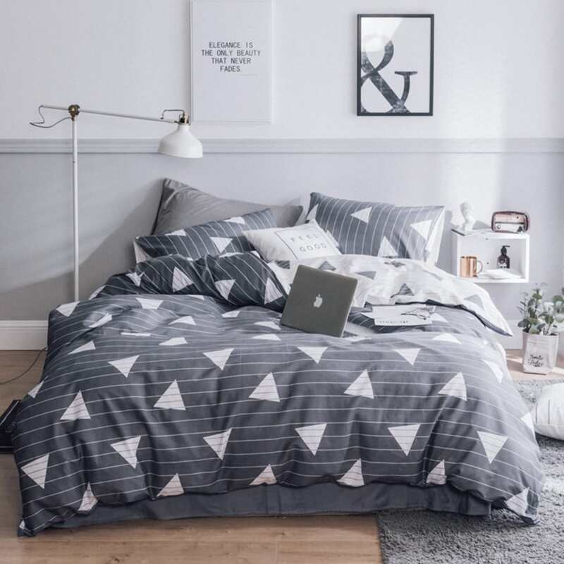

Triangle & Stripe Pattern Sheet Set, Multicolor