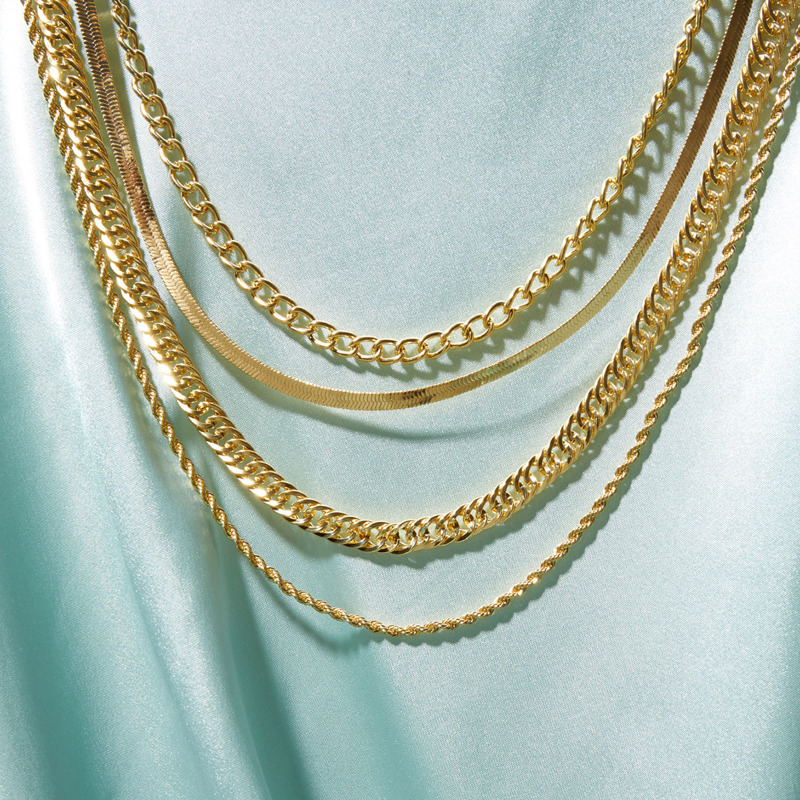 

1pc Layered Chain Necklace, Gold