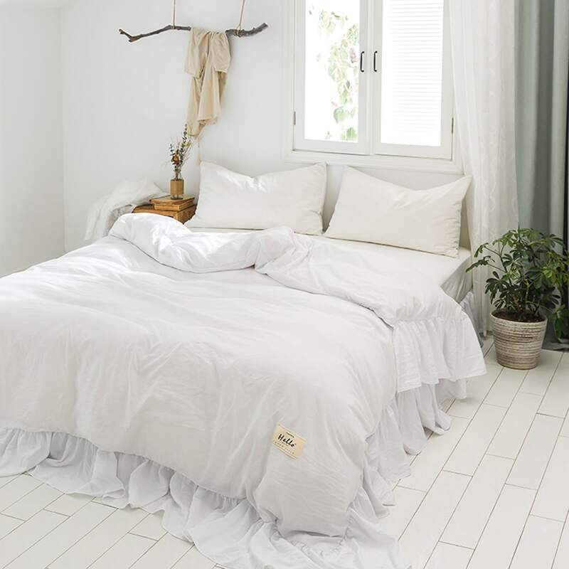 

Plain Ruffle Trim Sheet Set, White