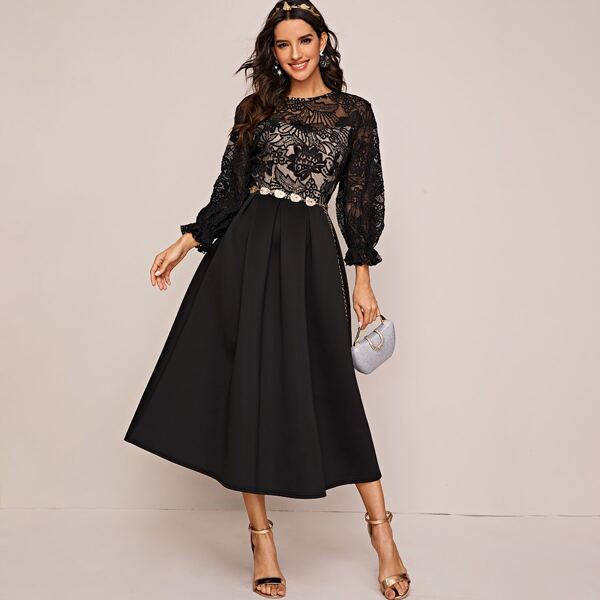 

Embroidered Mesh Bodice Boxy Pleated Dress Without Belt, Black