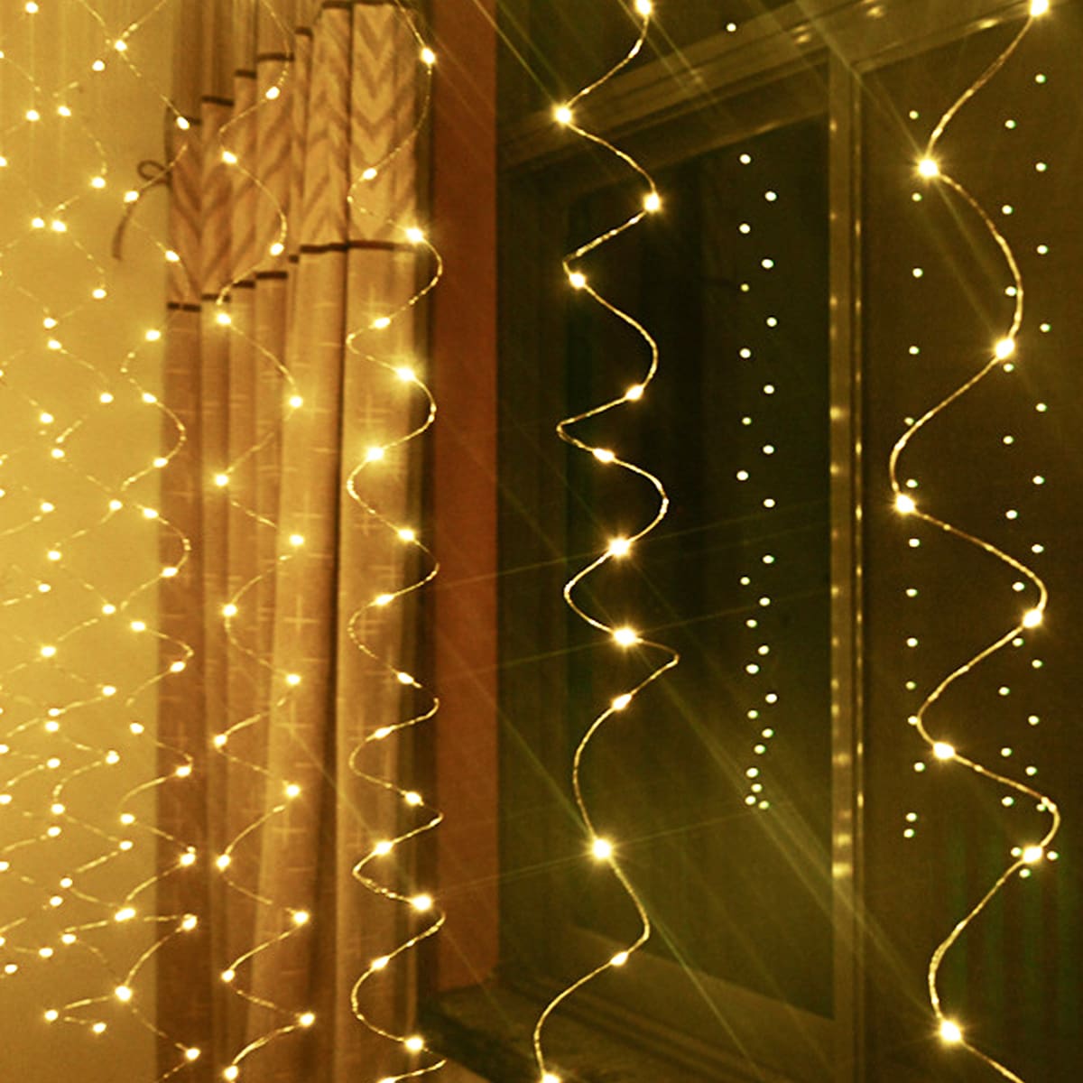 

300pcs Bulb String Light, Yellow