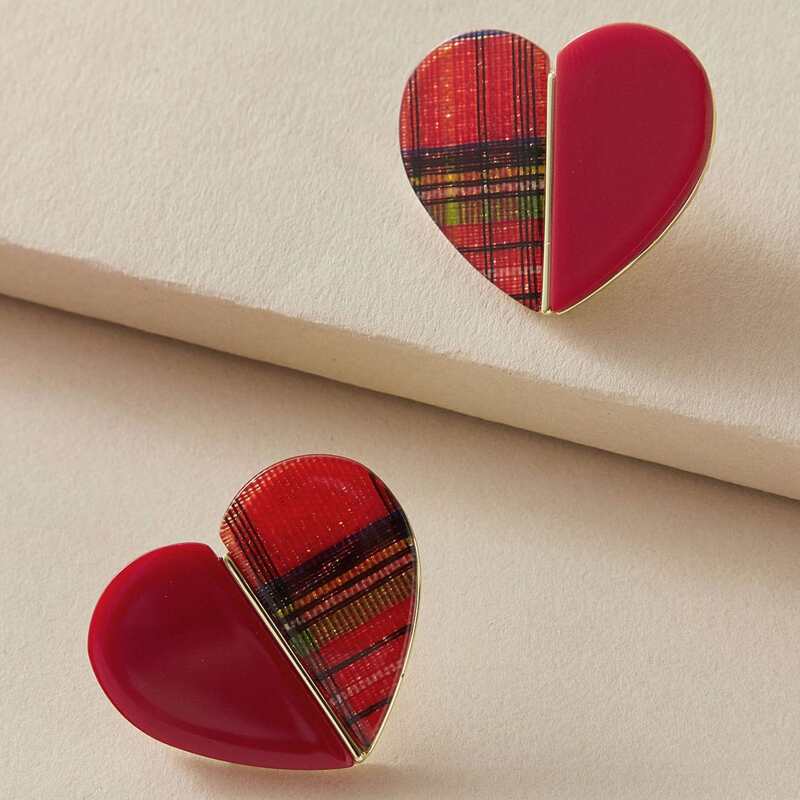 

1pair Plaid Heart Stud Earrings, Red
