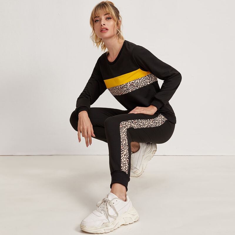 

Contrast Leopard Print Sweatshirt & Sweatpants, Black
