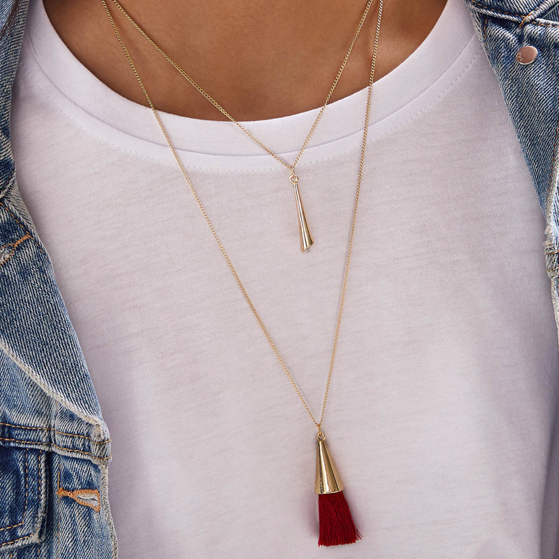 

1pc Tassel & Metallic Strip Charm Layered Necklace, Gold