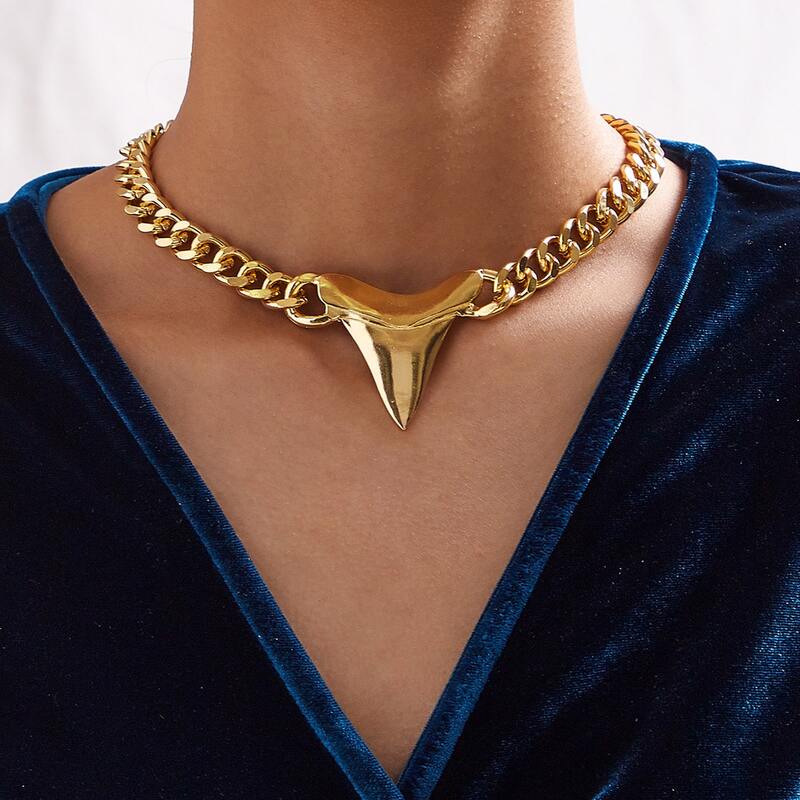 

1pc Tooth Charm Chain Necklace, Gold