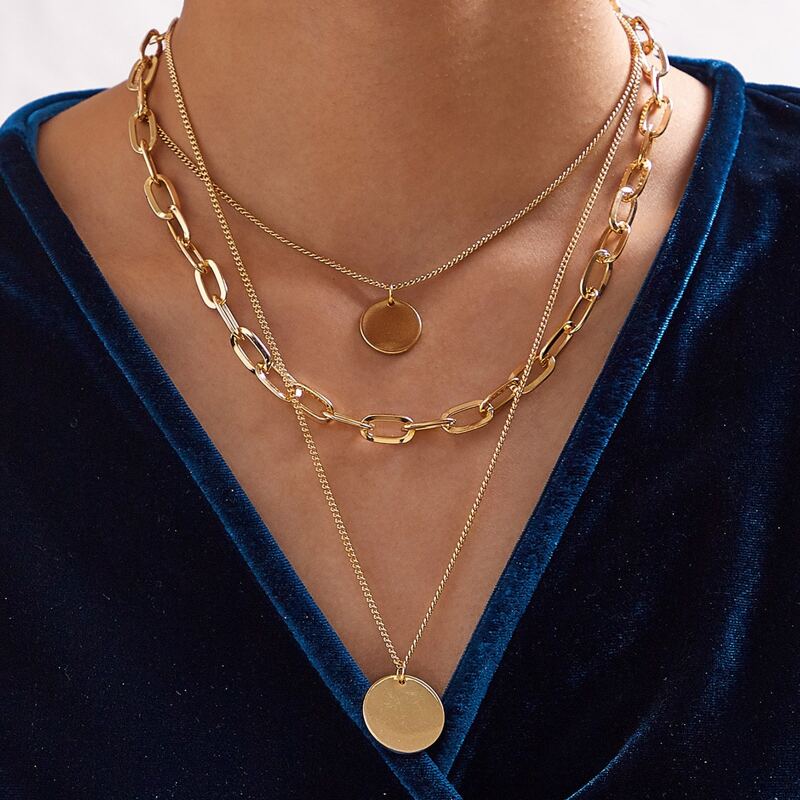 

1pc Disc Charm Layered Chain Necklace, Gold