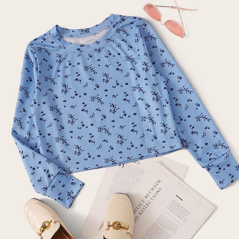 

Ditsy Floral Print Crew Neck Tee, Blue