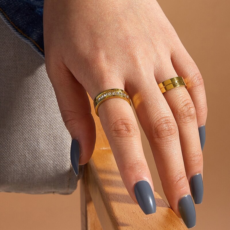 

2pcs Simple Rhinestone Engraved Ring Set, Gold