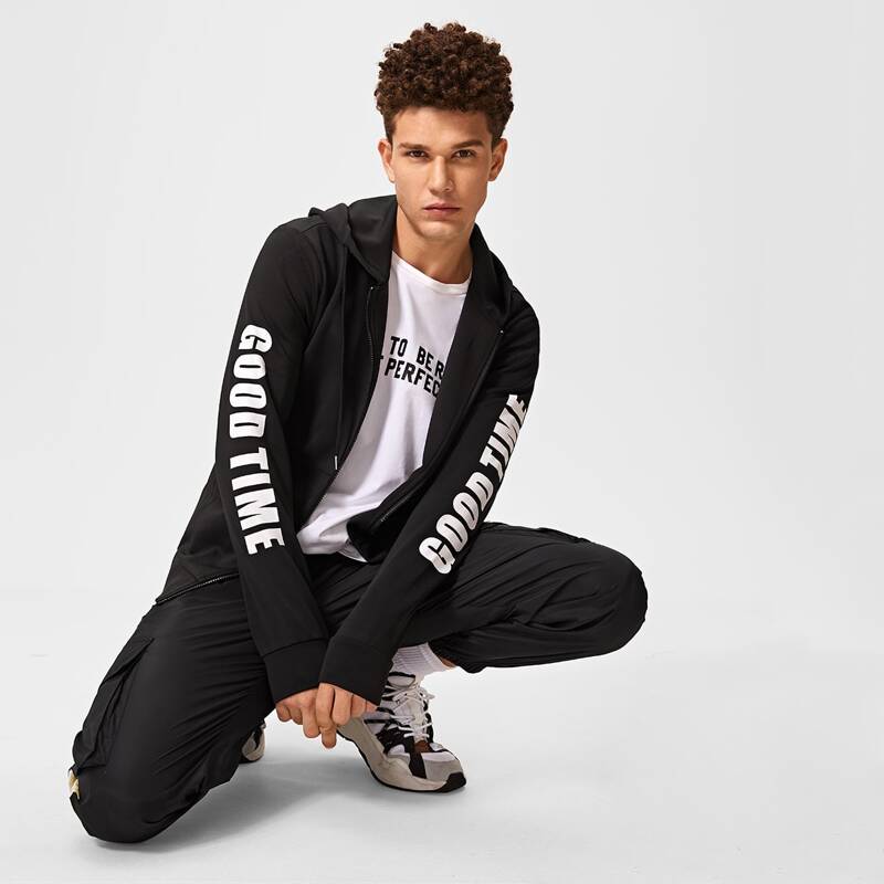 

Guys Zip Up Slogan Graphic Drawstring Hoodie, Black