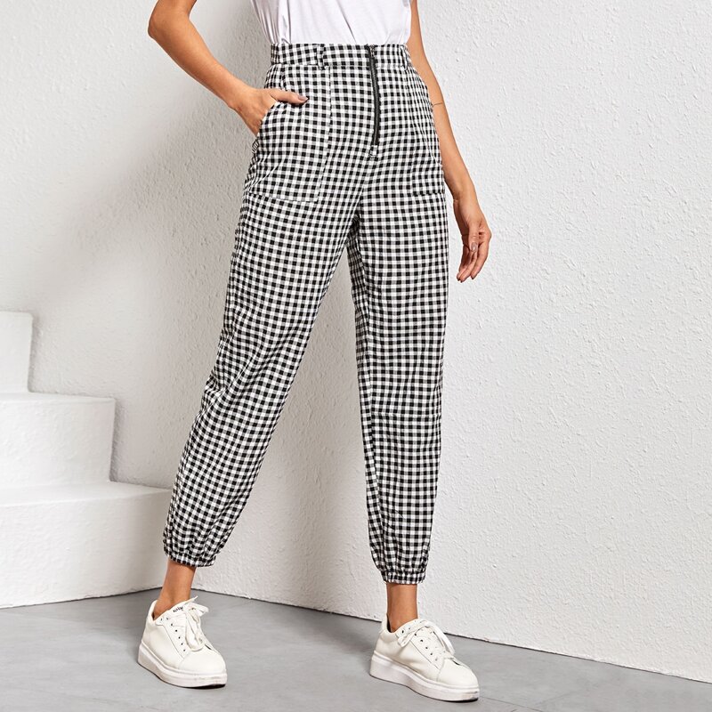 

Zip Up Slant Pocket Gingham Carrot Pants, Black and white