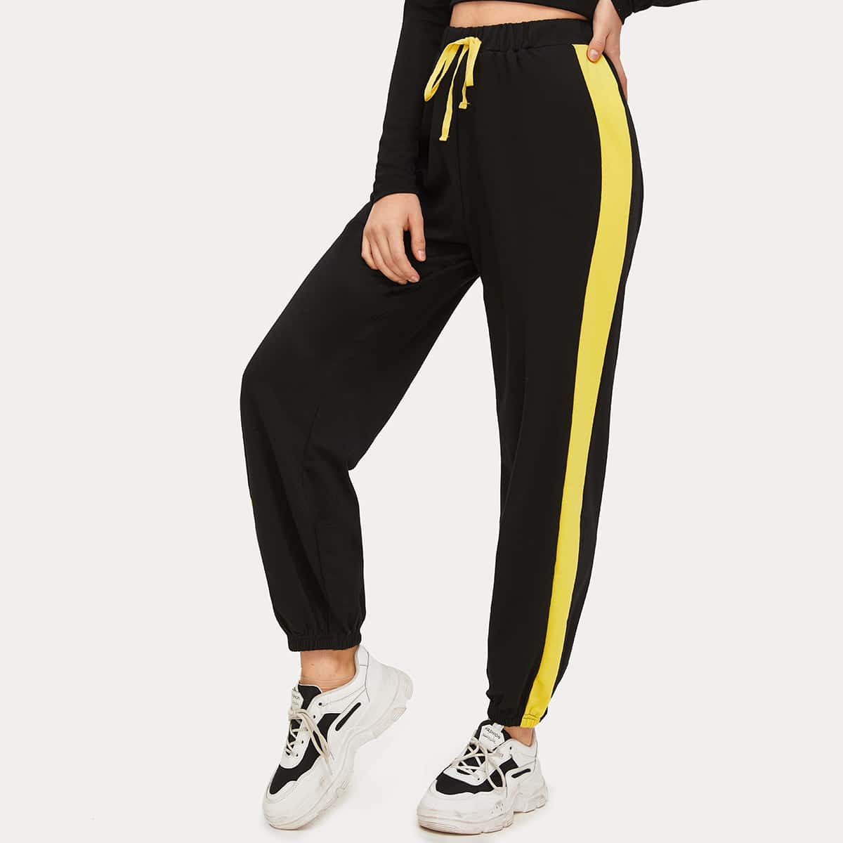 

Contrast Sideseam Letter Graphic Sweatpants, Black