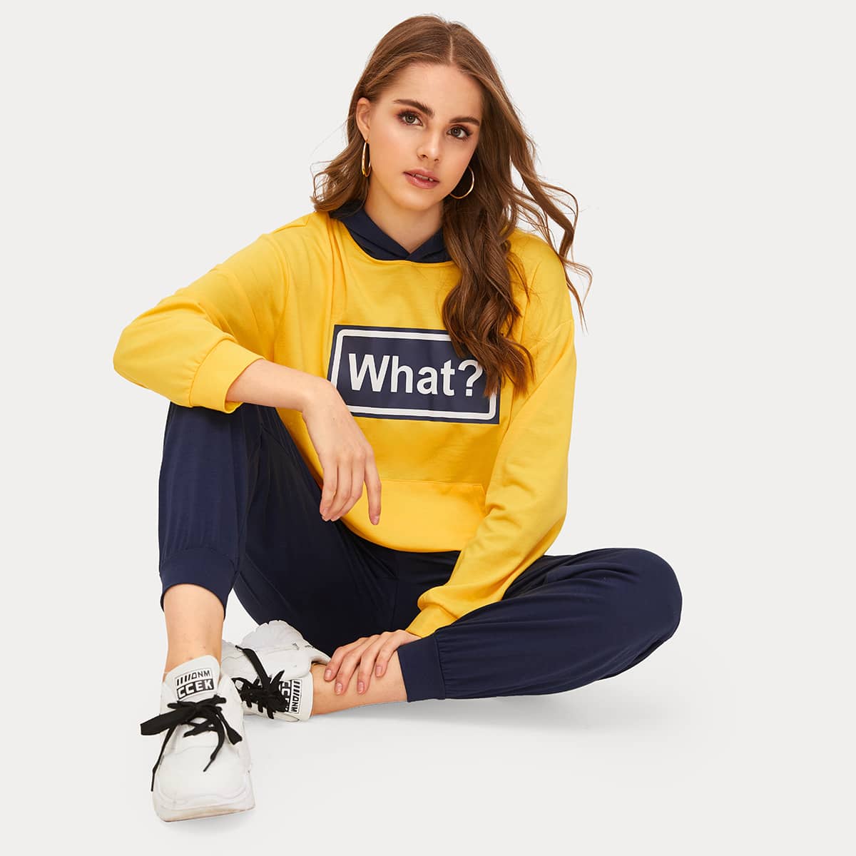 

Letter Graphic Kangaroo Pocket Colorblock Pullover & Sweatpants Set, Multicolor