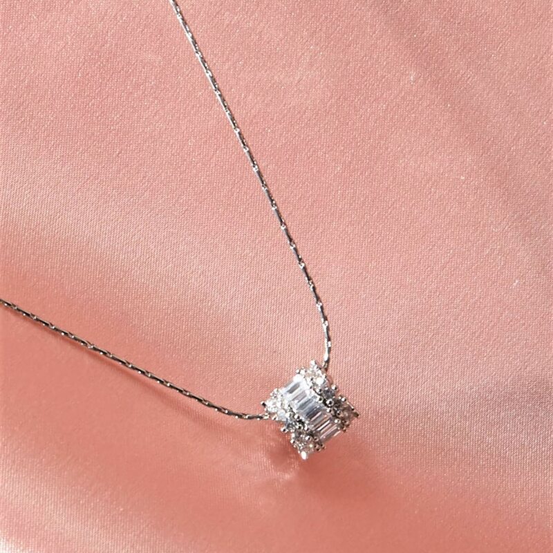 

1pc Rhinestone Decor Cylinder Charm Necklace, Silver