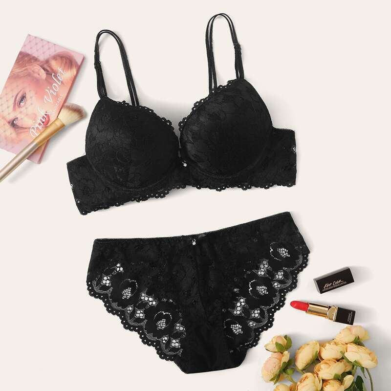 

Floral Lace Underwire Lingerie Set, Black