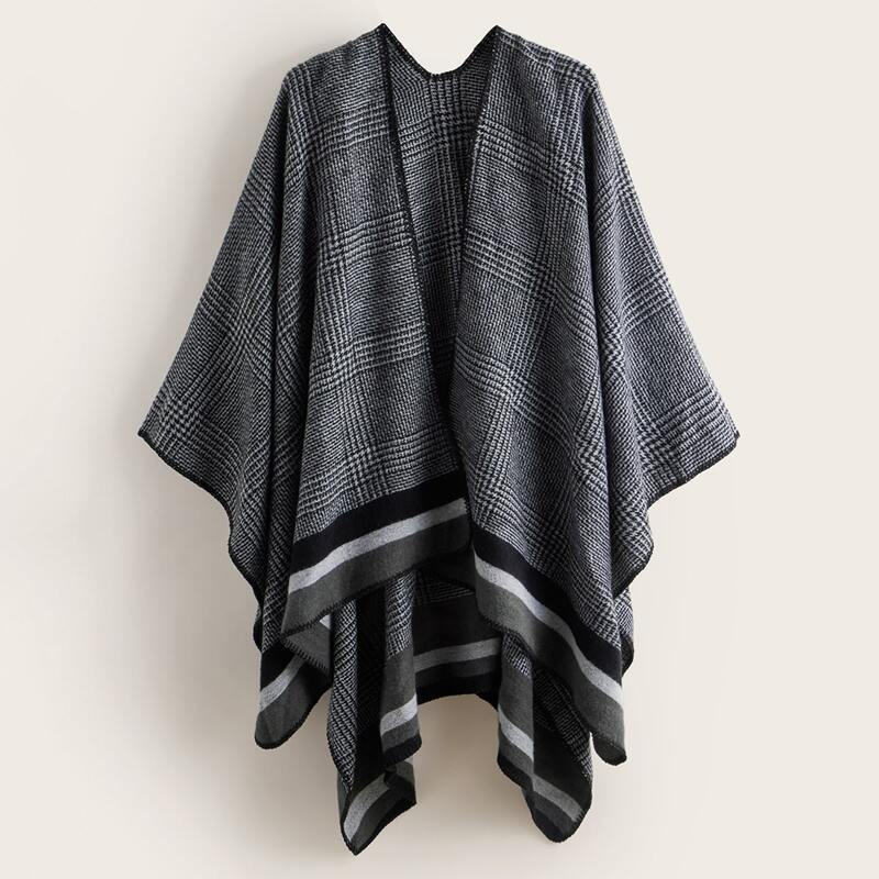 

Plaid Pattern Scarf, Grey