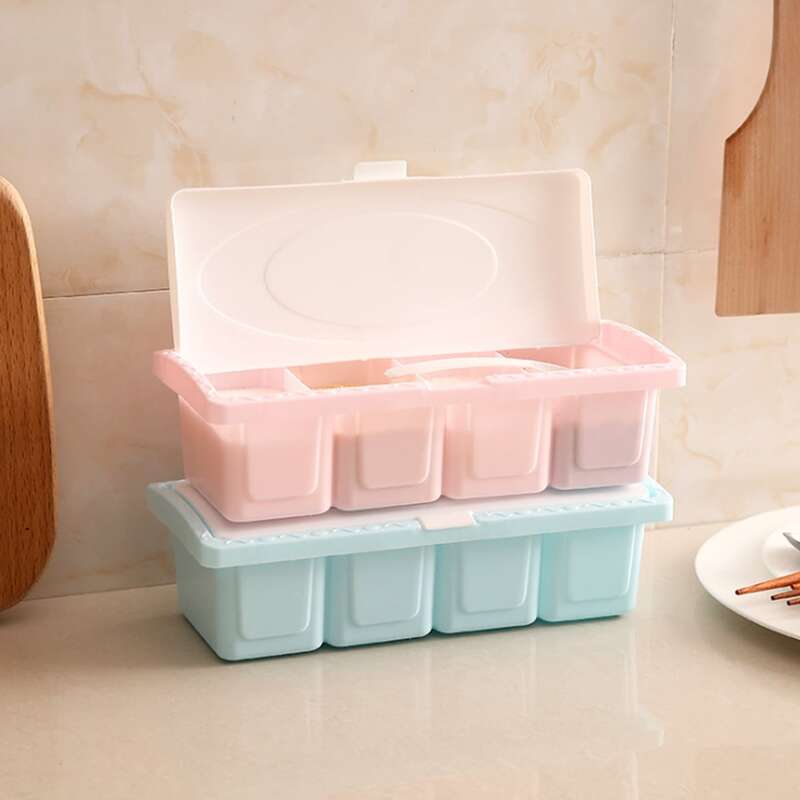 

1pc 4 Compartment Seasoning Box With Spoon, Multicolor
