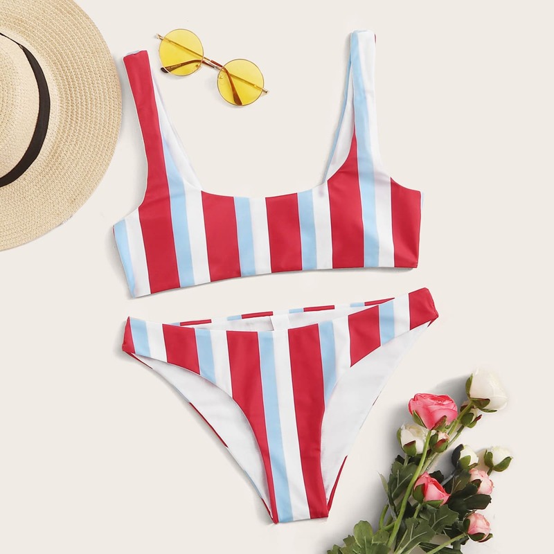 

Scoop Neck Striped Bikini Swimsuit