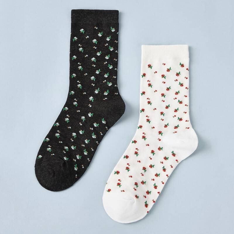 

2pairs Ditsy Floral Socks, Black and white