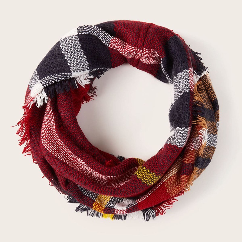 

Raw Pattern Fringe Hem Scarf, Multicolor