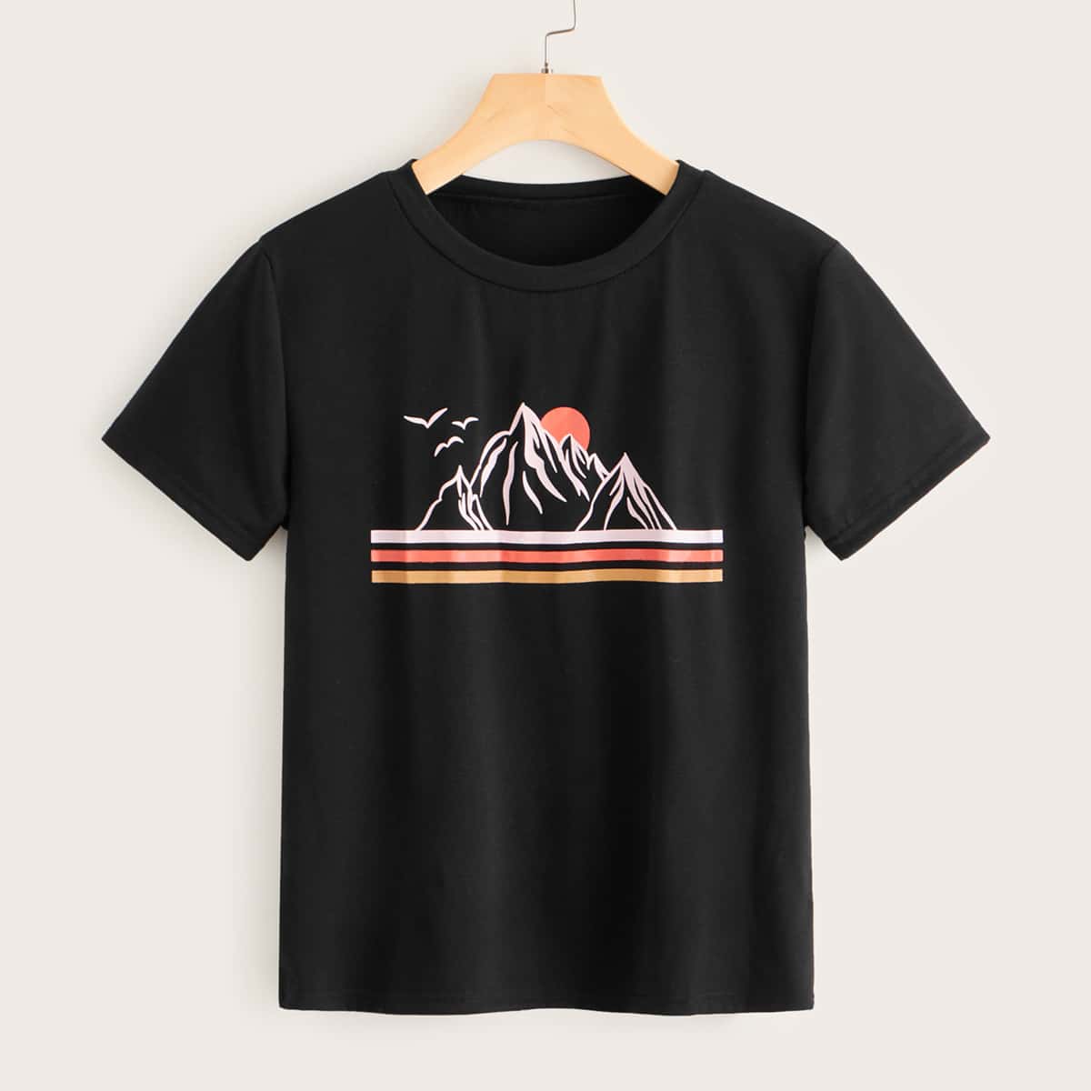 

Mountain Print Short Sleeve Tee, Black