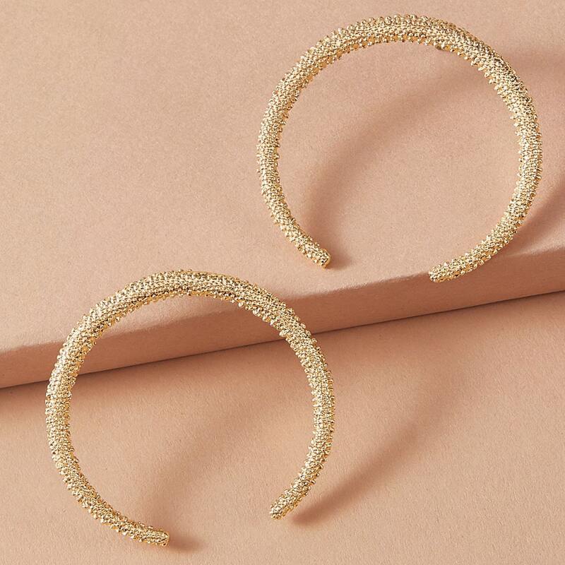 

1pair Textured Horn Design Earrings, Gold