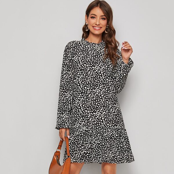 

All Over Print Ruffle Hem Smock Dress, Black and white