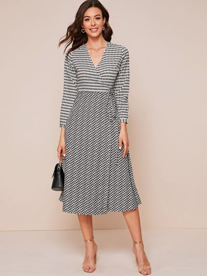 Houndstooth Print Wrap Tie Side Dress