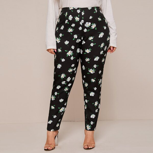 

Plus Allover Floral Print Tapered Pants, Black