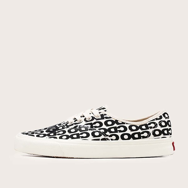 

Men Letter Graphic Lace-up Canvas Sneakers, Black and white