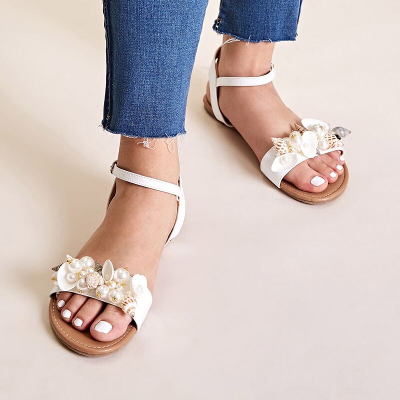 

Faux Pearl & Shell Decor Ankle Strap Sandals, White