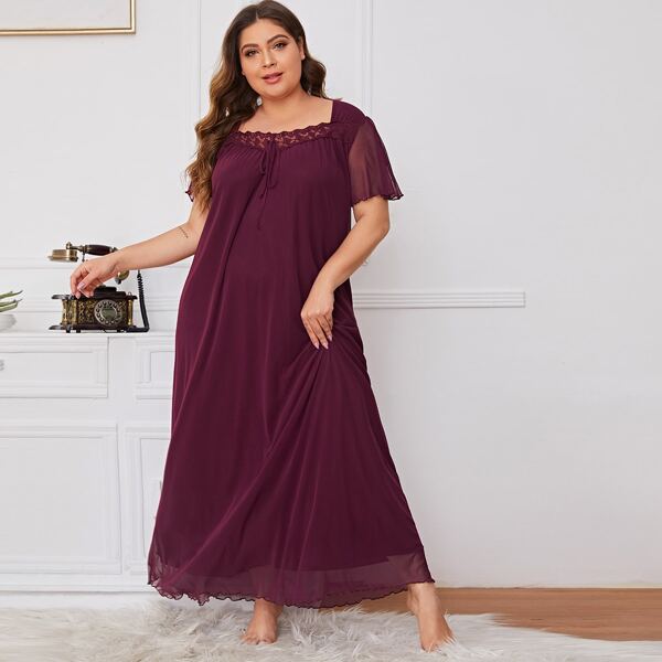 

Plus Knot Front Lace Insert Mesh Overlay Nightdress, Burgundy