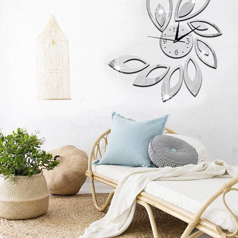 

1pc Flower Design Mirror Surface Wall Clock, Multicolor