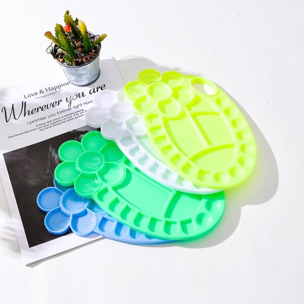 

1pc Random Plastic Art Paint Palette With Thumb Hole