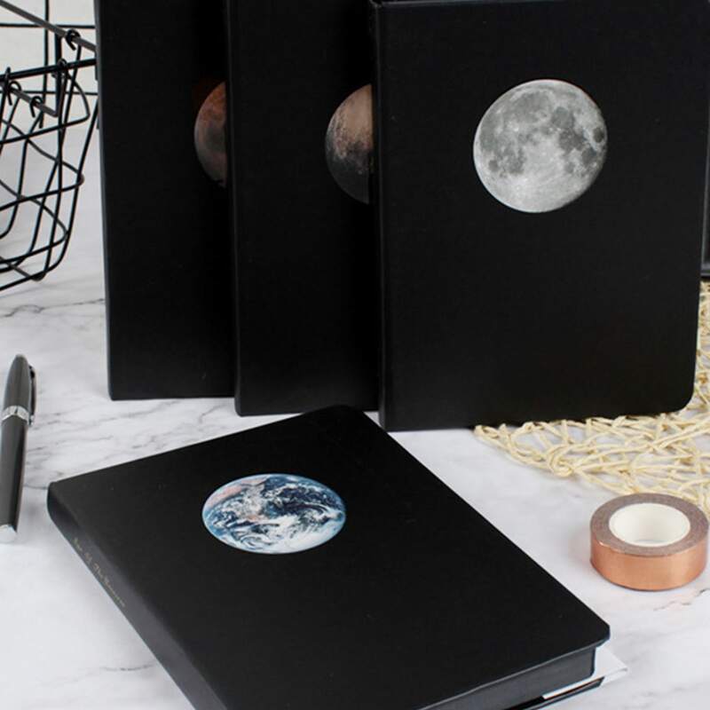

1pack Random Moon Print Cover Notebook, Black