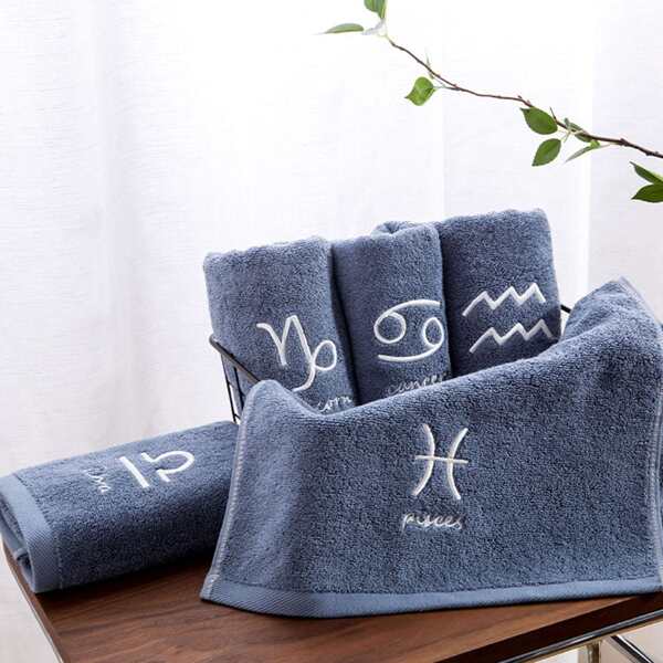

1pc Random Letter Embroidered Thick Hand Towel, Blue