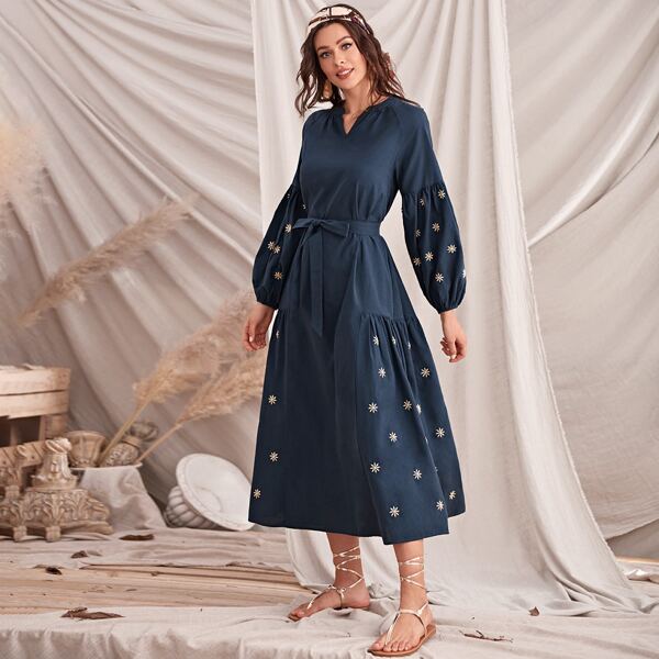 

Raglan Sleeve Self Belted Floral Embroidery Dress, Navy blue