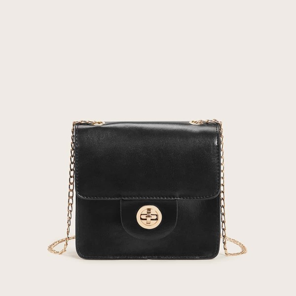

Twist Lock Flap Chain Bag, Black