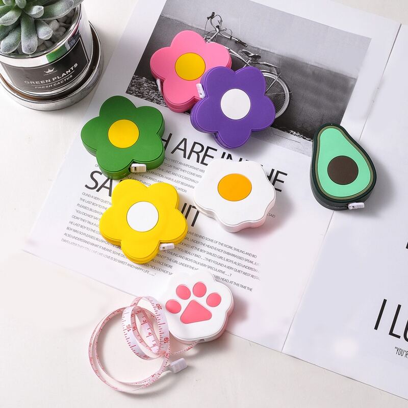 

1pc Cute Flower Shaped Retractable Measuring Tape