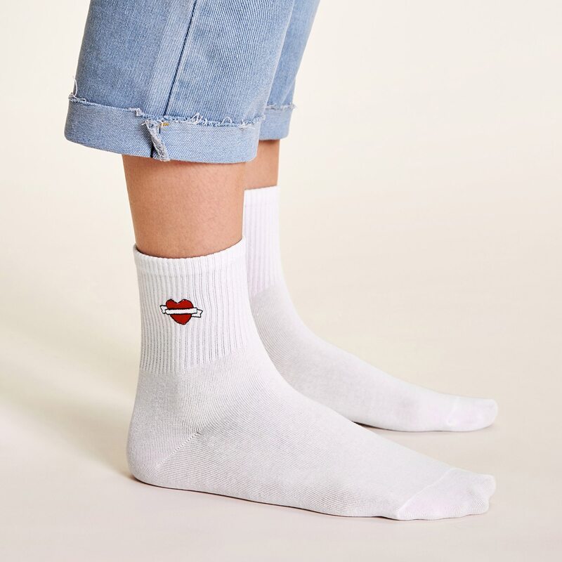 

1pair Heart Pattern Socks, White