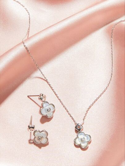 3pcs Clover Charm Necklace & Earrings