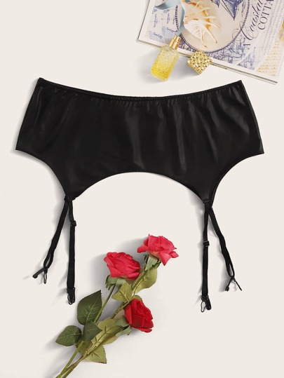 Plus Solid PU Garter Belt