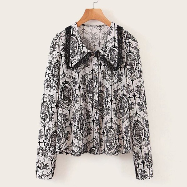 

All Over Skull Print Contrast Lace Trim Blouse, Black and white