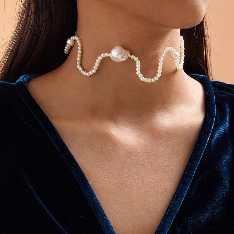 

1pc Faux Pearl Beaded Adjustable Necklace, White